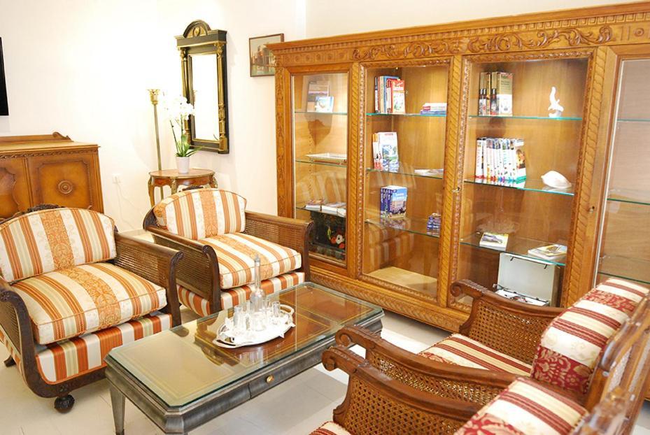 Heraklion Center Boutique 3 Bedroom Apartment Penelope Exterior photo