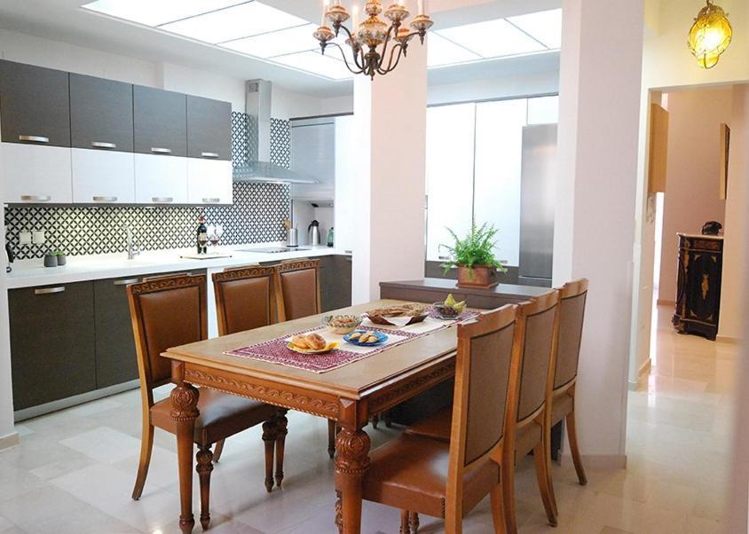 Heraklion Center Boutique 3 Bedroom Apartment Penelope Exterior photo