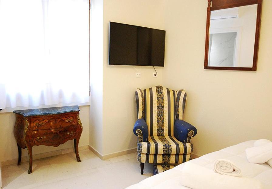 Heraklion Center Boutique 3 Bedroom Apartment Penelope Exterior photo